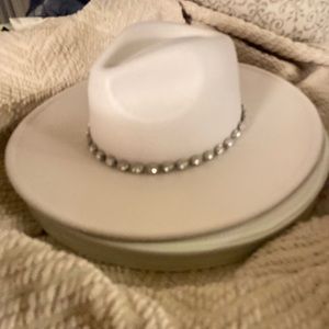 BNWT - Lulus Shiny and Chic Cream Rhinestone Fedora Hat!